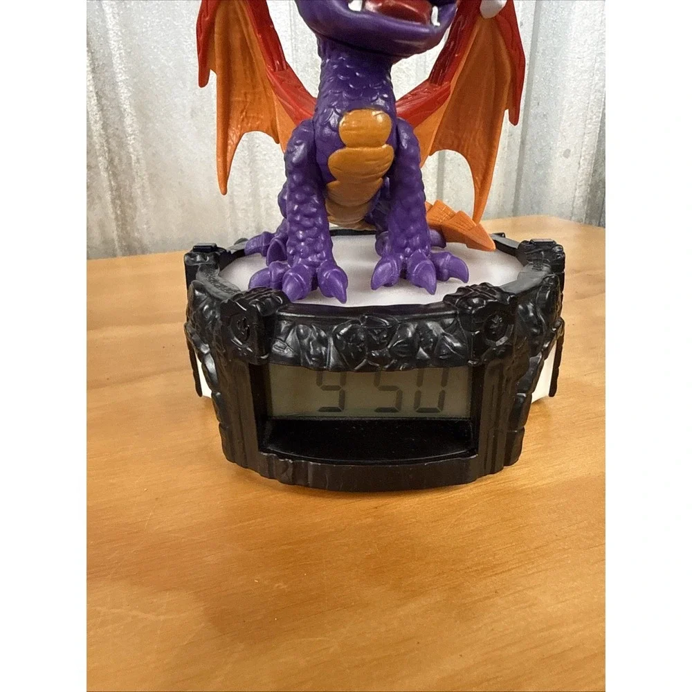 Skylanders Spyro Alarm Clock Figure 6